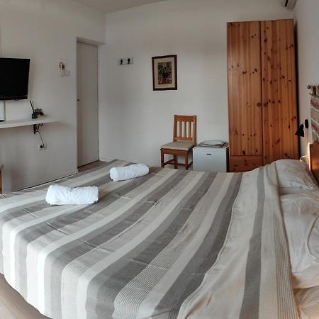 Rooms Ena Ровин Екстериор снимка