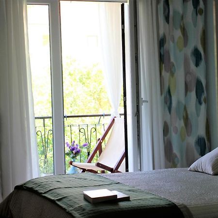 Rooms Ena Ровин Екстериор снимка