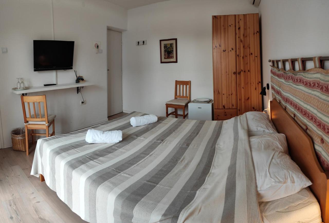Rooms Ena Ровин Екстериор снимка